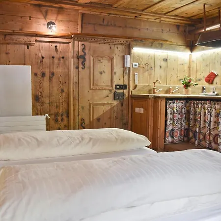 Hotell Cardinello